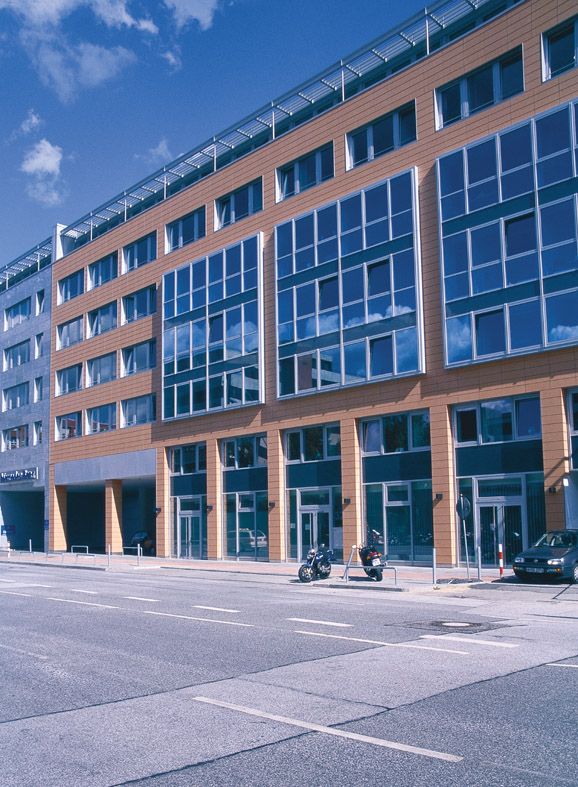 Mercedes Office, Hamburg South